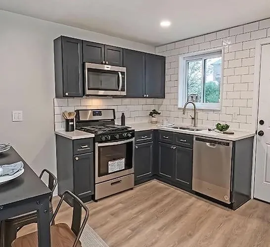 Hip And Bright Lawerenceville 2 Bed Easy Parking Holiday home